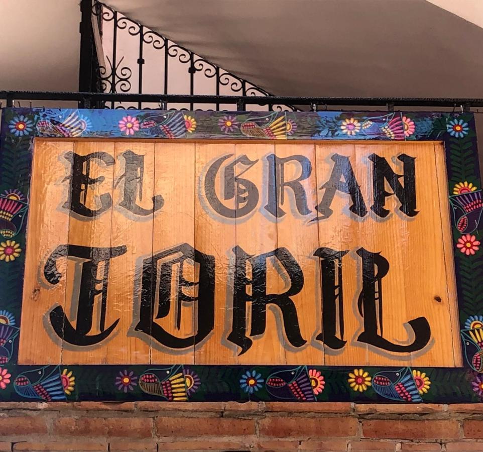 Hotel El Gran Toril Taxco de Alarcon Exterior foto